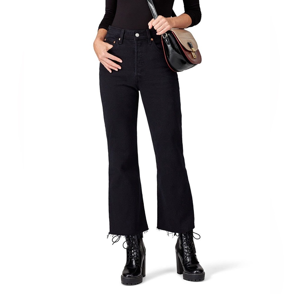 Levi’s Ribcage Women's Black Crop Flare Jeans